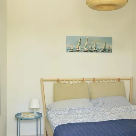 Lelle Apartman *